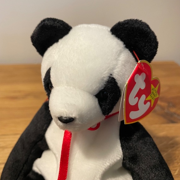 Ty Beanie Babies Fortune Panda Bear Black White 1997 – New Tag On VINTAGE - Picture 6 of 10